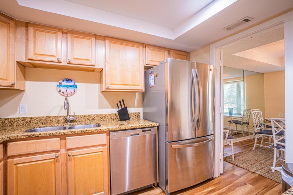 1686 Bluff Villas Renovated Sleeps 8 Walk To Salty Dog Sea Pines 希爾頓黑德島 外观 照片