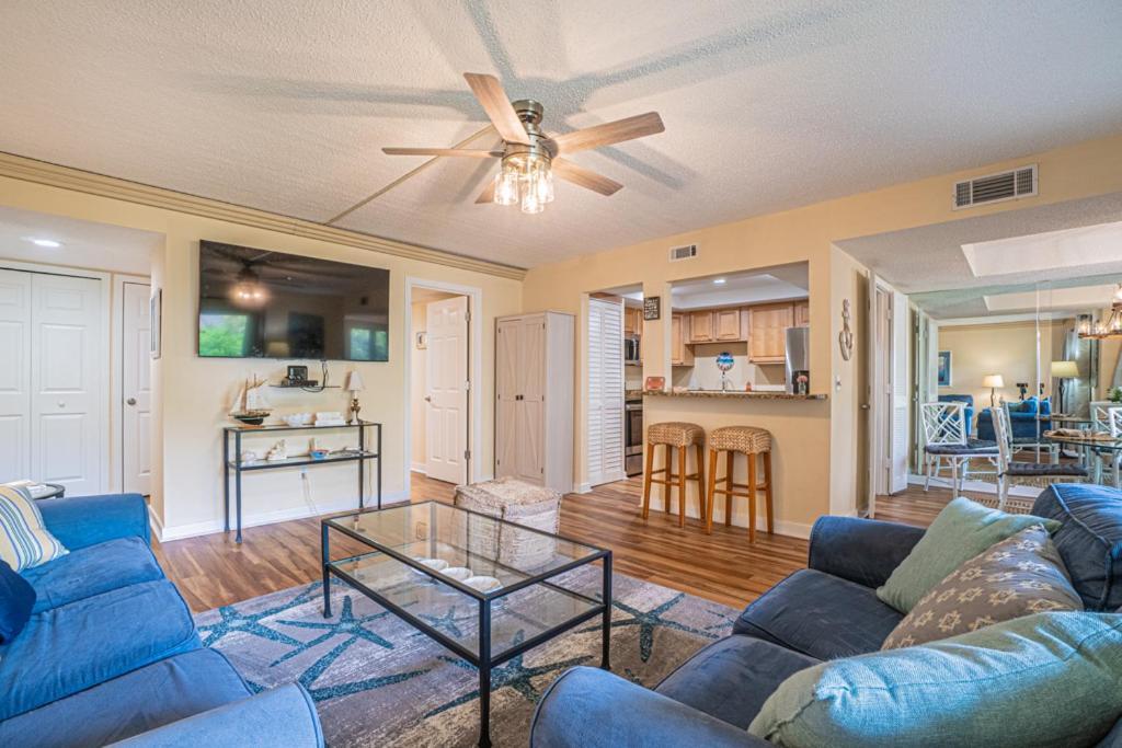 1686 Bluff Villas Renovated Sleeps 8 Walk To Salty Dog Sea Pines 希爾頓黑德島 外观 照片