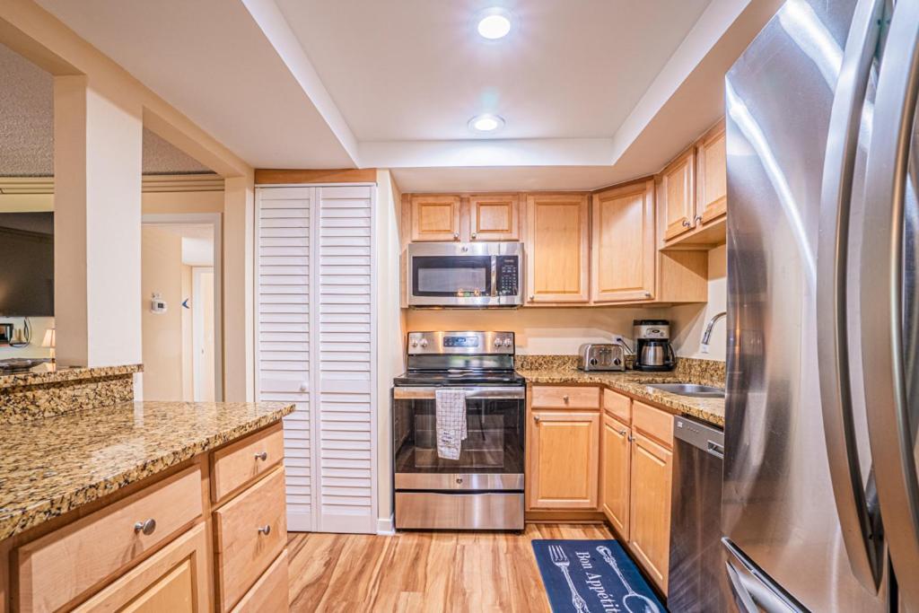 1686 Bluff Villas Renovated Sleeps 8 Walk To Salty Dog Sea Pines 希爾頓黑德島 外观 照片